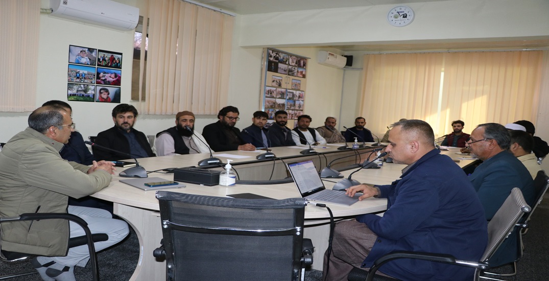 A meeting with the assessment team